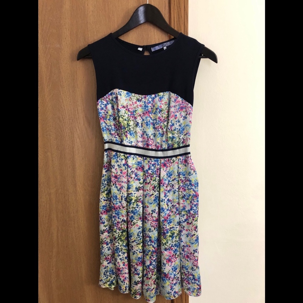 Colorful Guess Dress Size XS